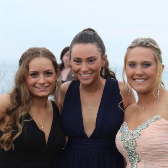 Meet your Posher, Bella - Picture 1 of 1